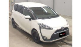 Toyota Sienta 2018
