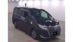 Toyota Esquire 2018