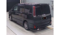 Toyota Noah 2018