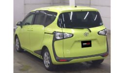 Toyota Sienta 2018 full