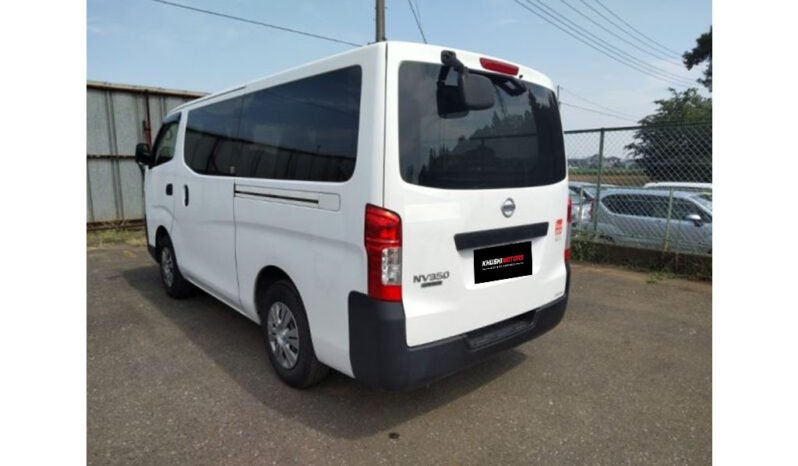 Nissan NV350 2018 full