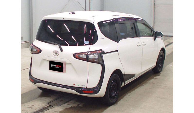 Toyota Sienta 2018 full