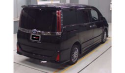 Toyota Noah 2018