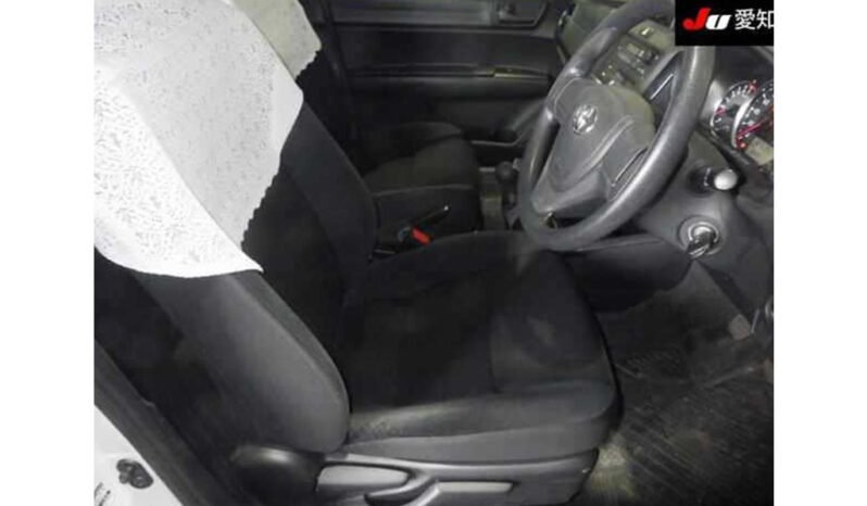 Toyota Corolla Axio 2018 full