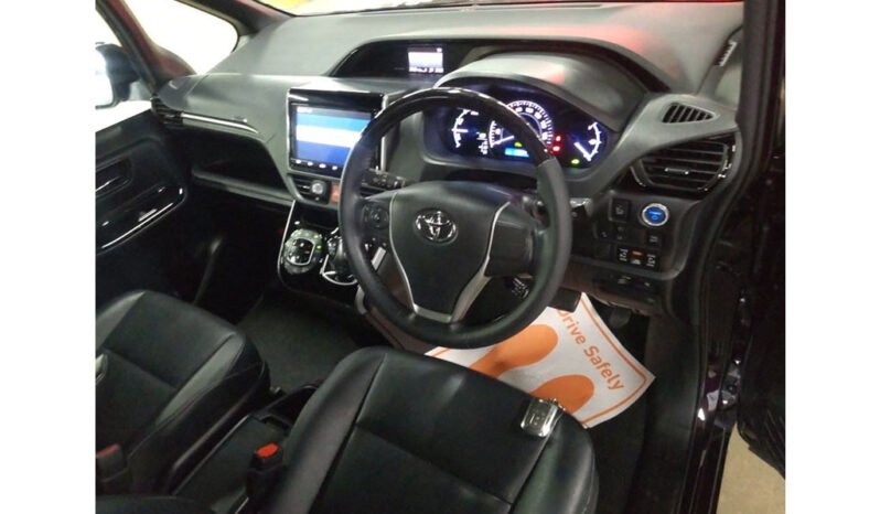Toyota Noah 2018 full
