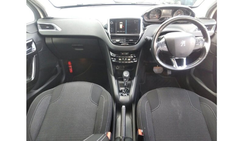 Peugeot 208 2019 full