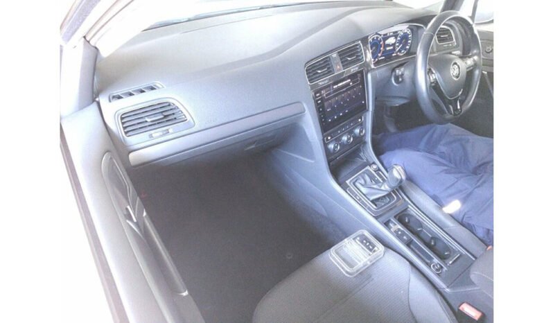 Volkswagen Golf Variant 2018 full