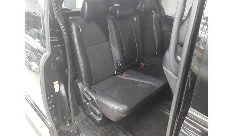 Toyota Noah 2018 full