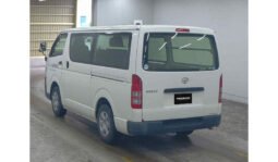 
Toyota Hiace 2018 full									