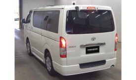 Toyota Hiace 2018