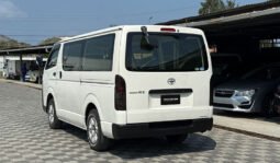 
Toyota Hiace 2018 full									