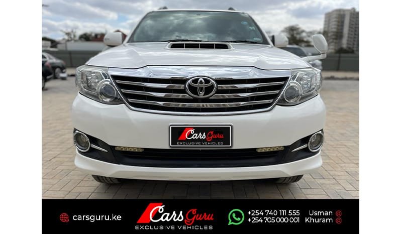 Toyota Fortuner 2015