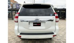 
										Toyota Land Cruiser Prado 2015 full									