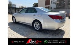 
										Toyota Crown Royal saloon 2015 full									