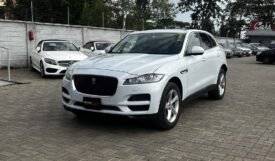 Jaguar F Pace 2016