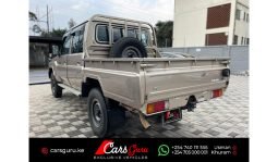 
										 Toyota Land cruiser Pickup 2015 full									