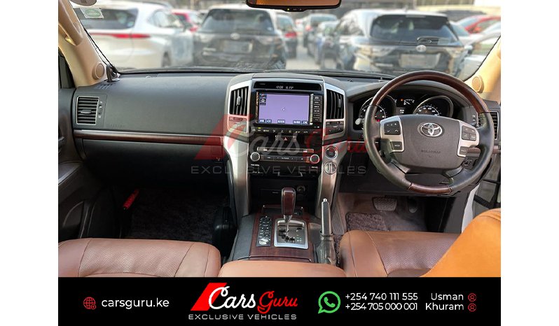 Toyota Land cruiser V8 2015