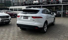 Jaguar F Pace 2016