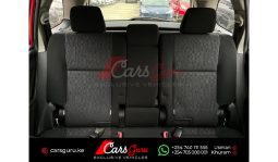 
										Toyota Fielder 2015 full									