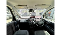 
										Toyota  Spade 2016 full									