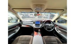 
										Toyota Crown Royal Saloon 2016 full									