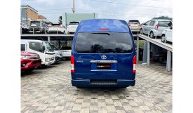 Toyota Hiace 2016