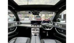 
										Mercedes Benz E63 S 2017 full									