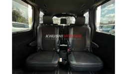 
										Toyota NOAH 2017 full									