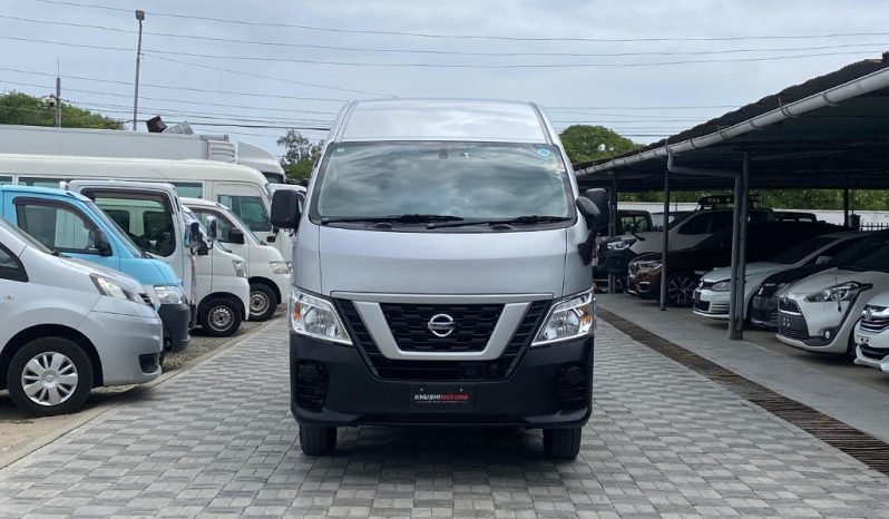 
								Nissan NV350 Caravan 2017 full									