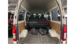 
										Toyota Hiace 2018 full									