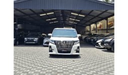 
										Toyota Alphard 2017 full									