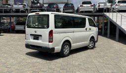 Toyota Hiace 2017