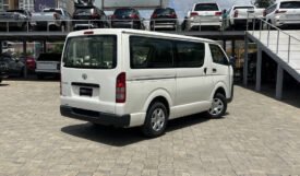 Toyota Hiace 2017