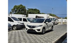 
										Honda Fit 2017 full									