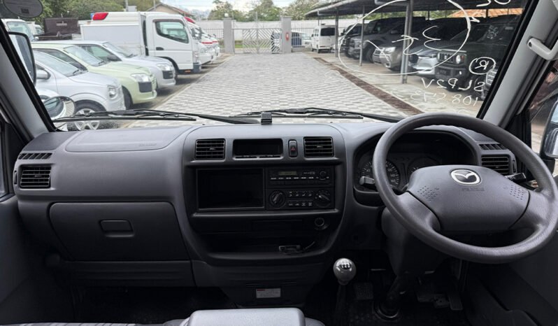 Mazda Bongo 2018 full