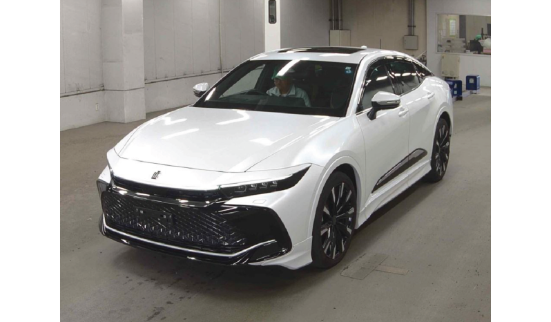 
Toyota Crown RS Advance 2022 full									