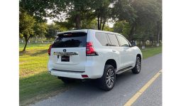 
										Toyota Land Cruiser Prado 2021 full									