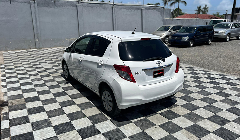 Toyota Vitz 2011