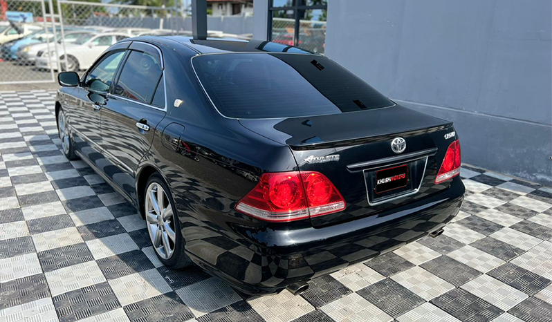 Toyota Crown Athlete 2004