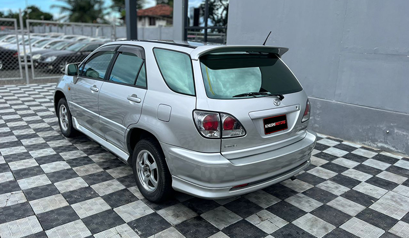 Toyota Harrier 2001