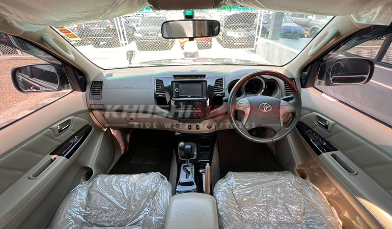 Toyota Fortuner 2005