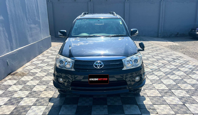 Toyota Fortuner 2005