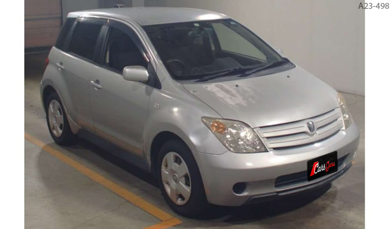 Toyota IST 2003