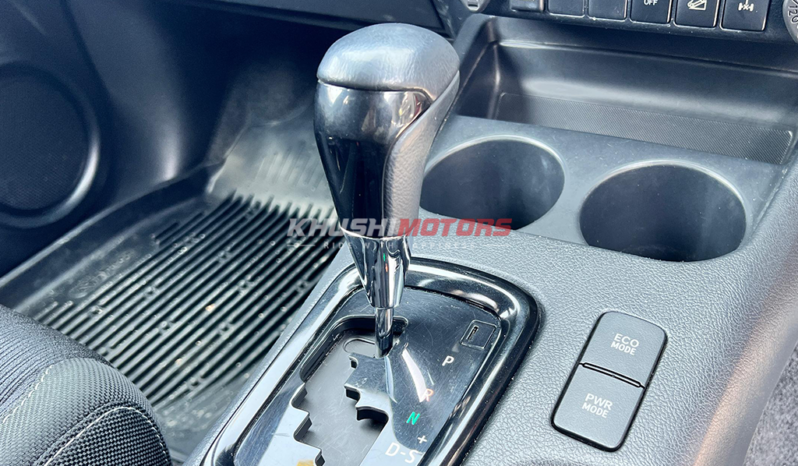 
Toyota Hilux 2019 full									