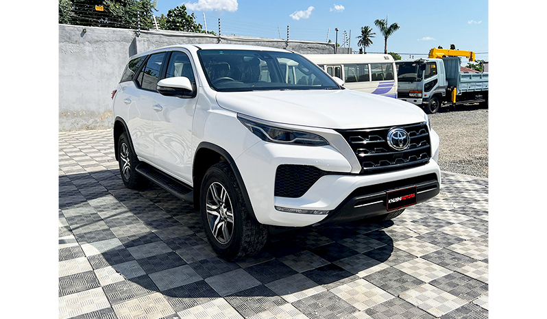 Toyota Fortuner 2021