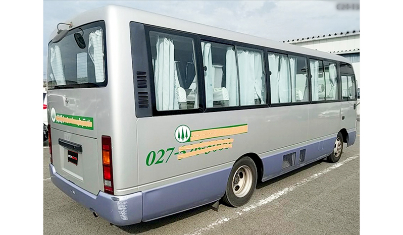 Nissan Civilian Bus 2001