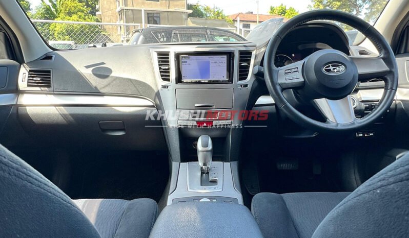 Subaru Outback 2010 full