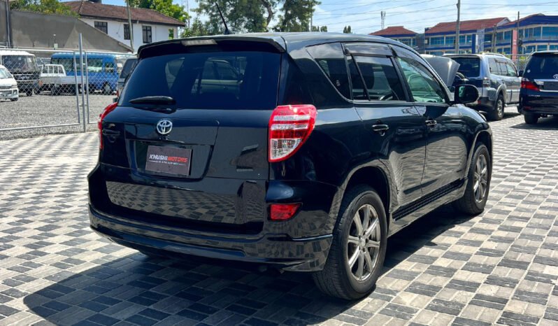 
								Toyota RAV4 2011 full									