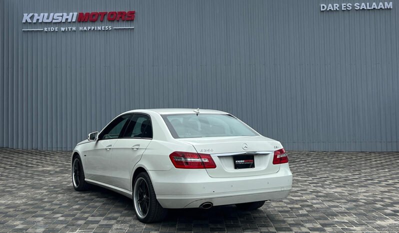 
Mercedes Benz E250 2009 full									