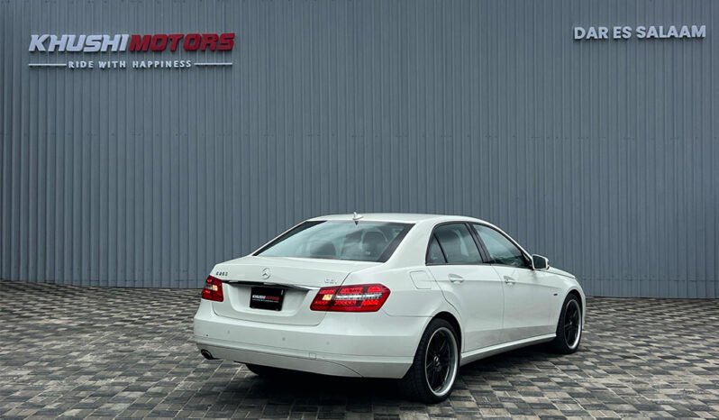 
Mercedes Benz E250 2009 full									